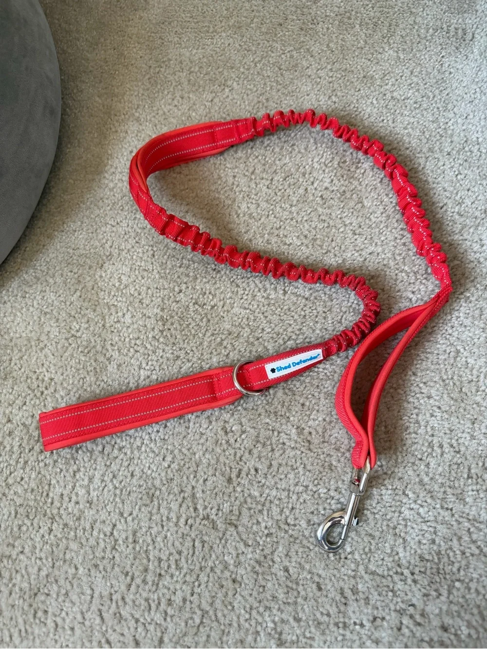 Shed Defender red bungee